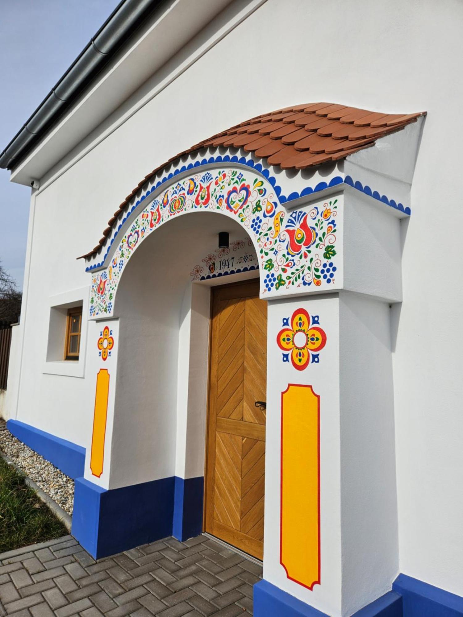 Pod Vinohradem - Apartmany & Vinne Sklepy Mutěnice Dış mekan fotoğraf